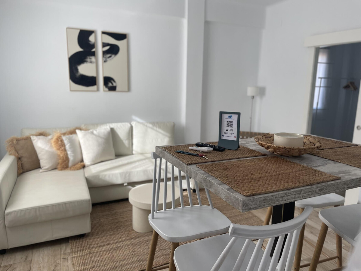 Appartement 2 ch. rénové, 500 m du Musée Carmen Thyssen - Photo 11