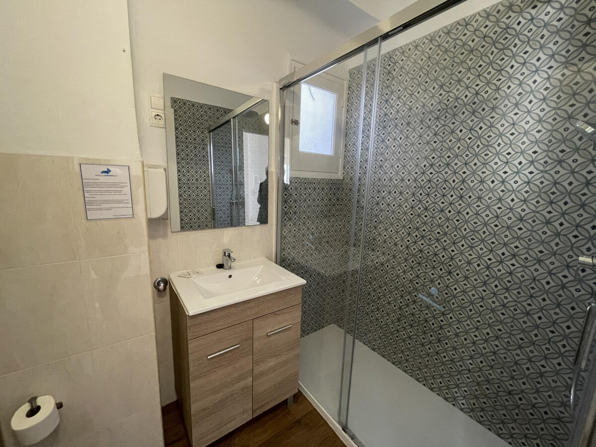 Appartement 2 ch. rénové, 500 m du Musée Carmen Thyssen - Photo 25