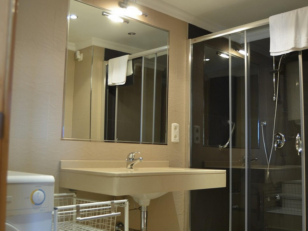 Appartement 2 chambres à 300m de la plage, piscine - Photo 12