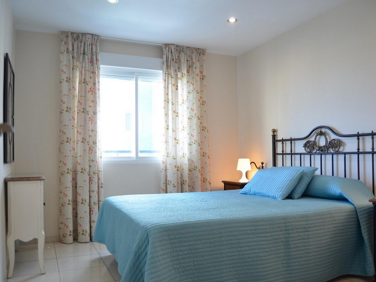 Appartement 2 chambres à 300m de la plage, piscine - Photo 20