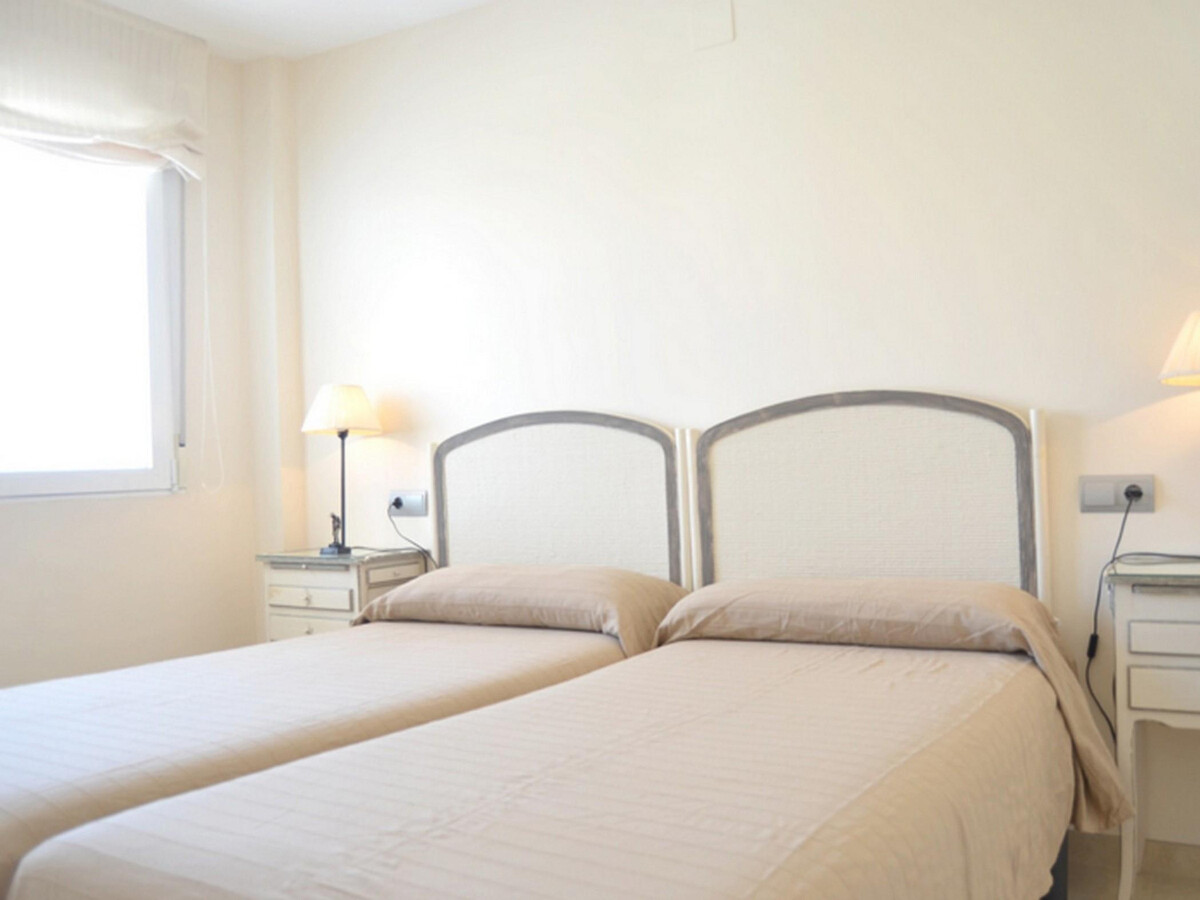 Appartement 2 chambres à 300m de la plage, piscine - Photo 23