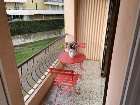 Appartement 2 chambres plein sud, 500 m plage, Fréjus : photo 11