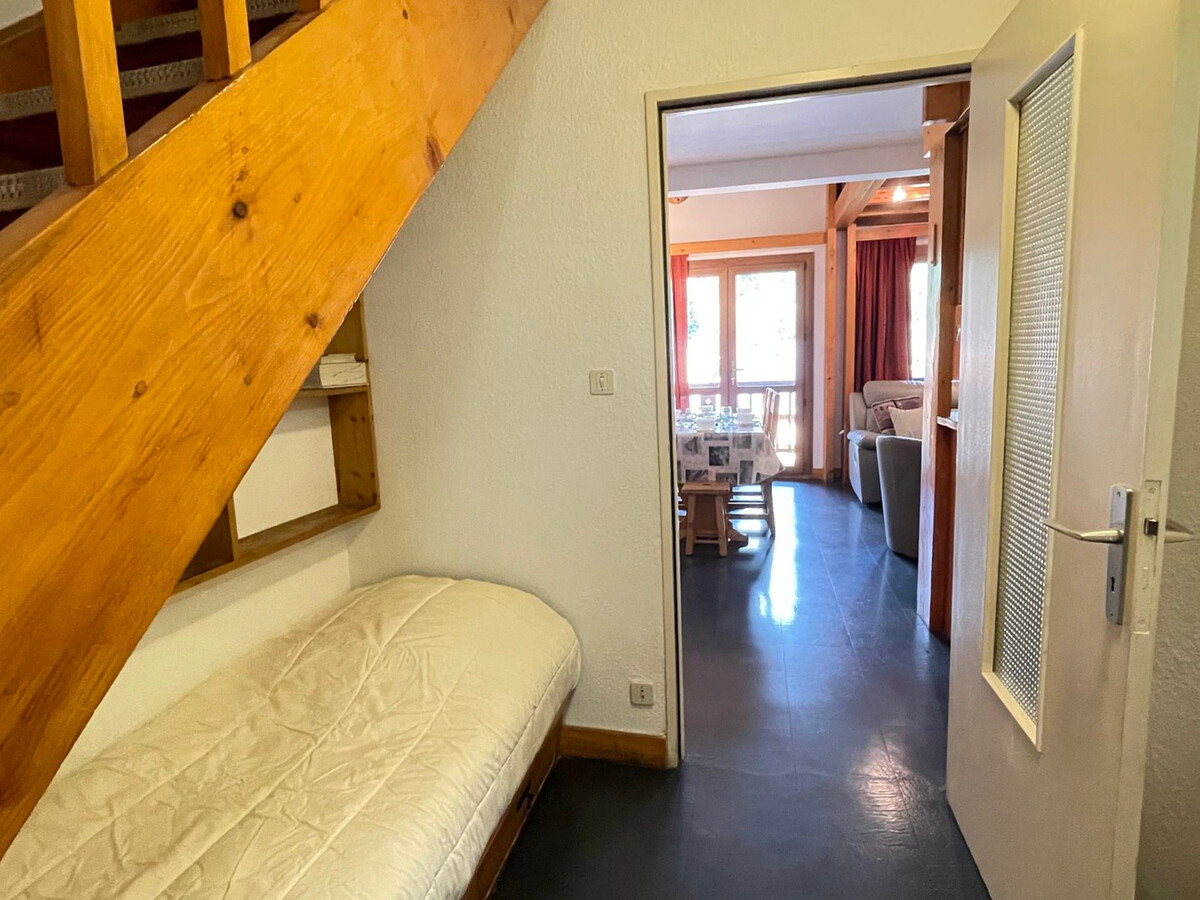 Duplex savoyard 6 pers, centre Méribel, balcon ouest - Photo 9
