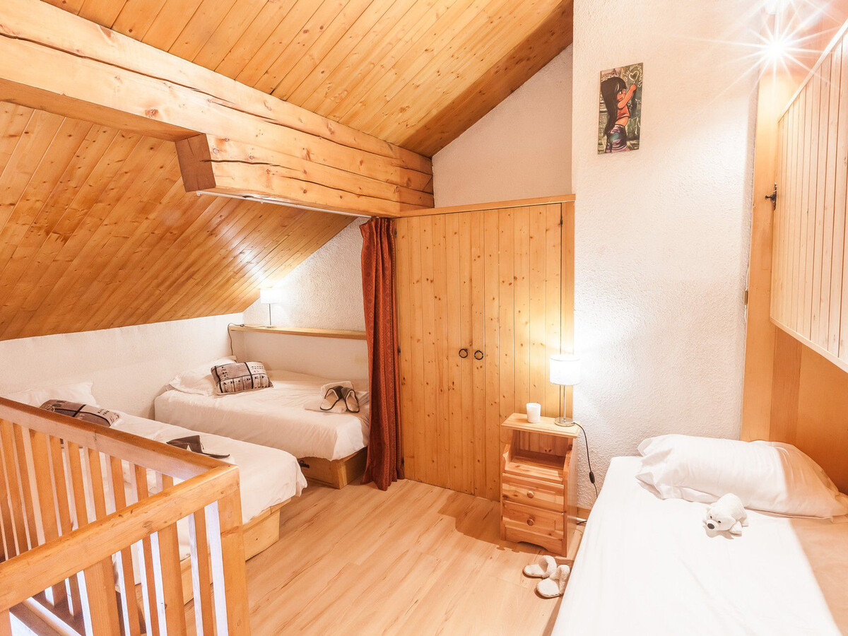 Duplex savoyard 6 pers, centre Méribel, balcon ouest - Photo 10