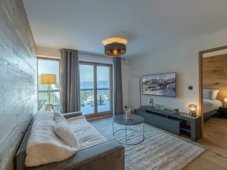 Bel appartement familial avec retour skis aux pieds et parking à Courchevel 1650 : photo 2