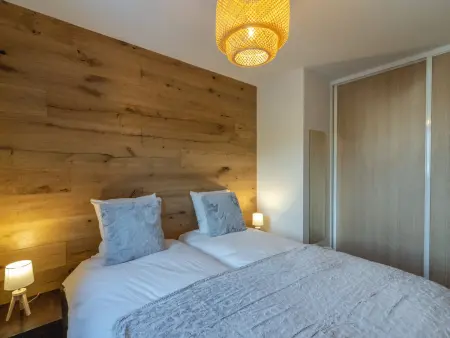 Bel appartement familial avec retour skis aux pieds et parking à Courchevel 1650 : photo 5