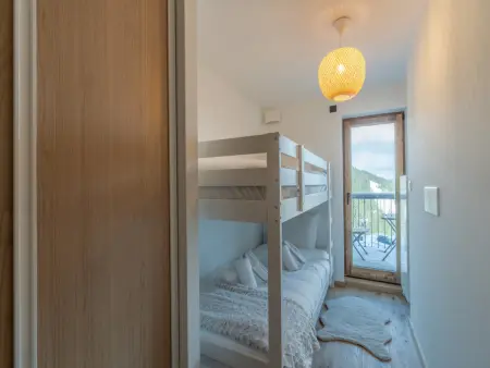 Bel appartement familial avec retour skis aux pieds et parking à Courchevel 1650 : photo 6