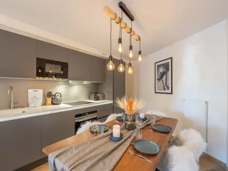 Appartement moderne proche des pistes avec parking et WIFI : photo 2
