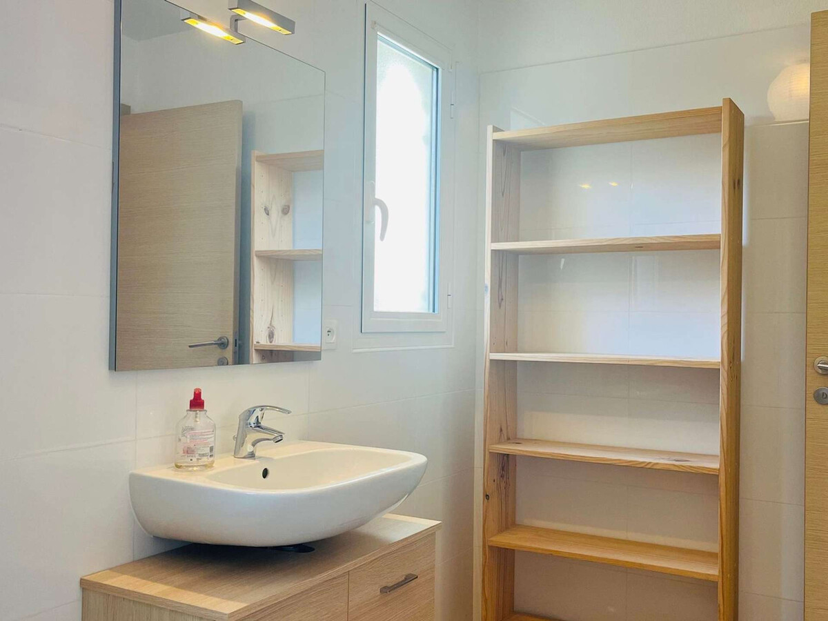 Appartement T3 climatisé, parking privé à 1,5 km plage - Photo 10