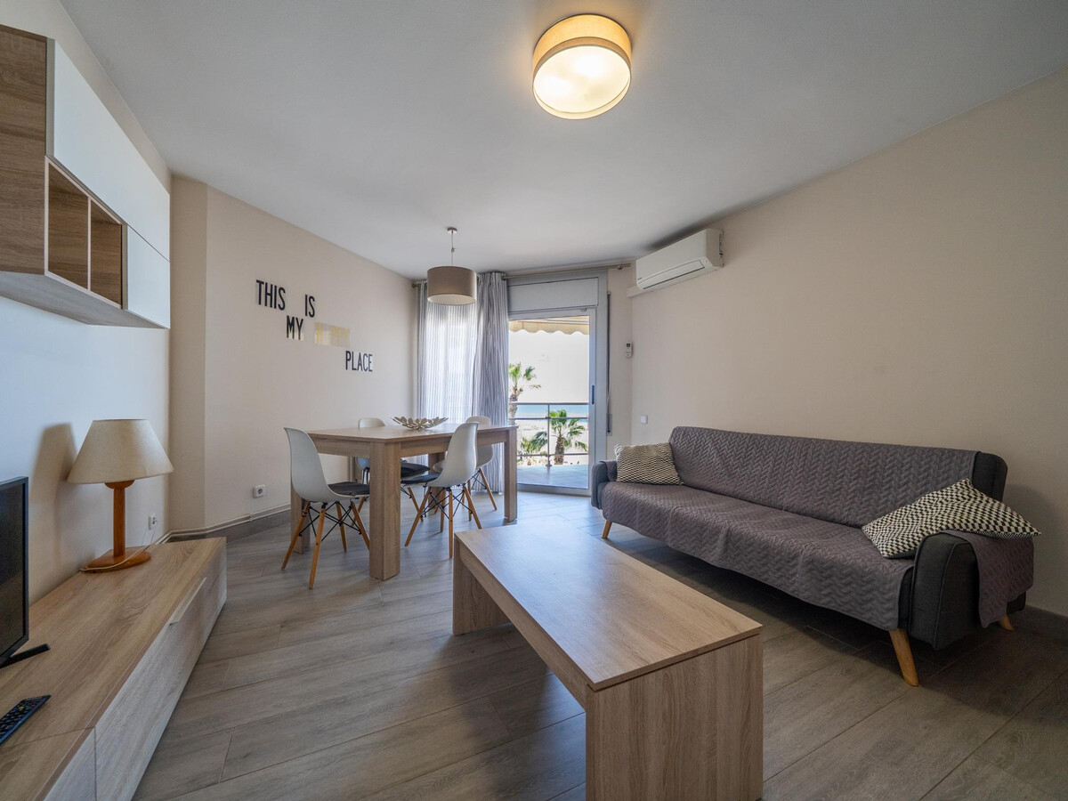 Appartement face à la mer à Torredembarra, piscine - Photo 5