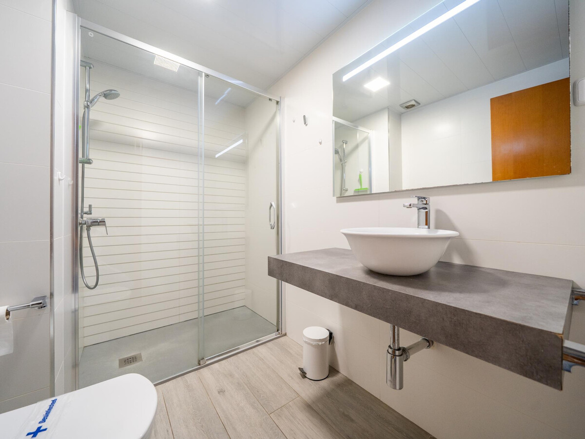 Appartement face à la mer à Torredembarra, piscine - Photo 10