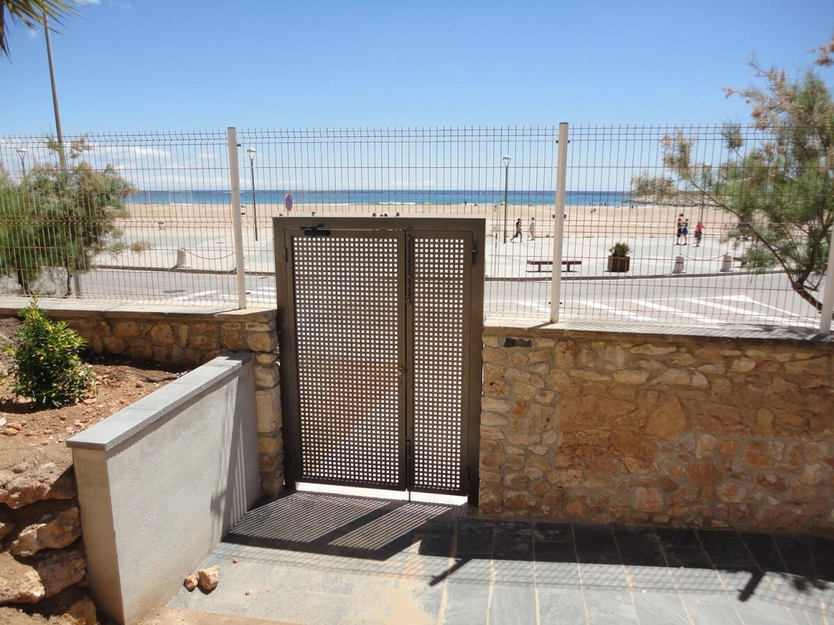 Appartement face à la mer avec piscine à Torredembarra - Photo 12
