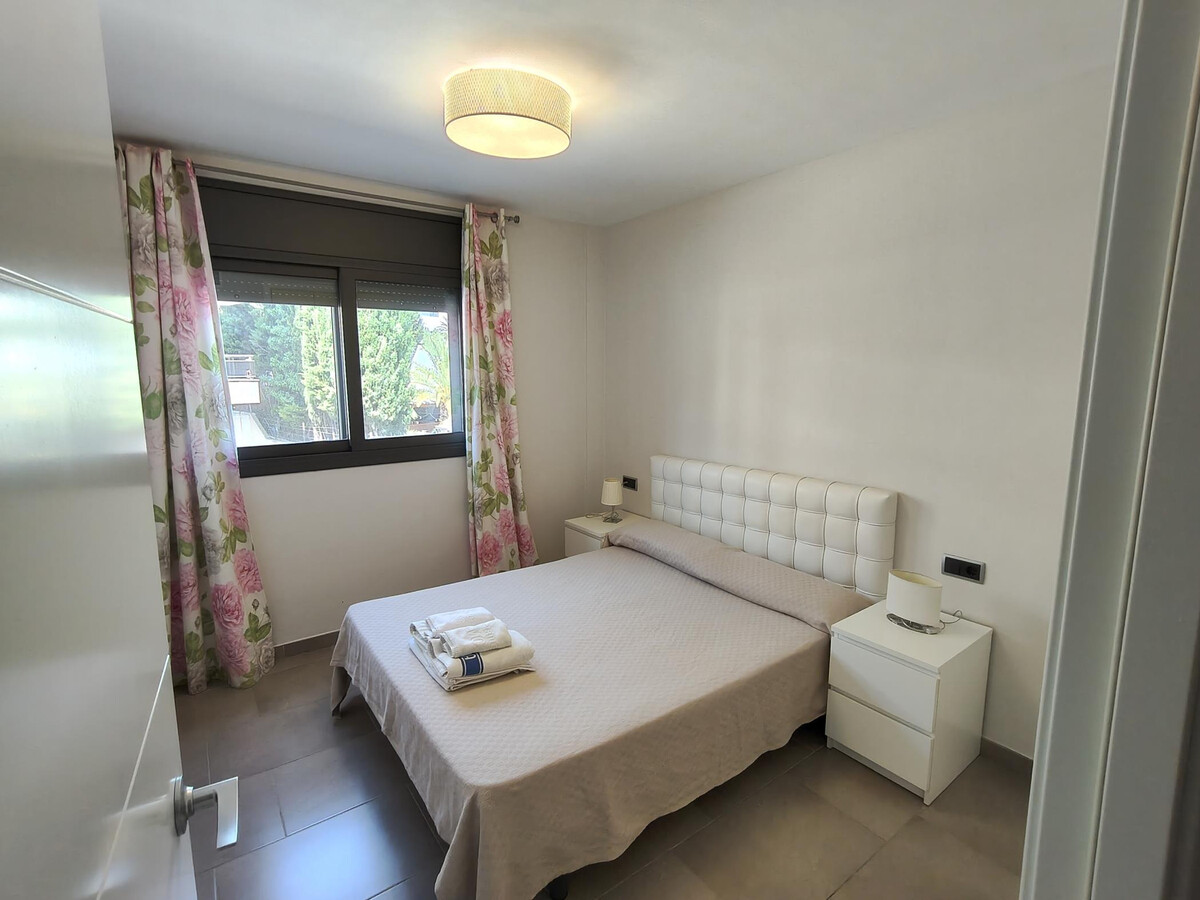Appartement 60m² à 150m de la mer, piscine et parking - Photo 12