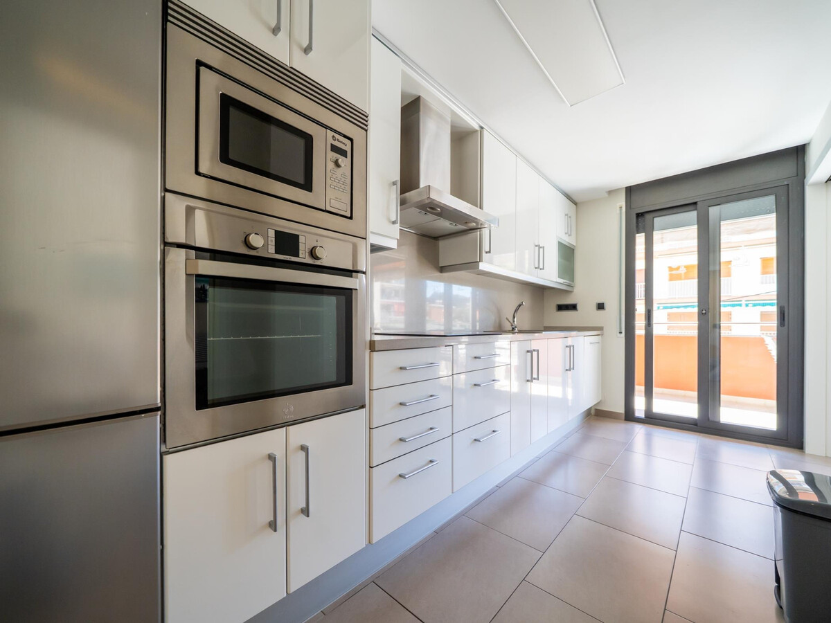 Appartement 3 chambres 150m plage à Torredembarra - Photo 3