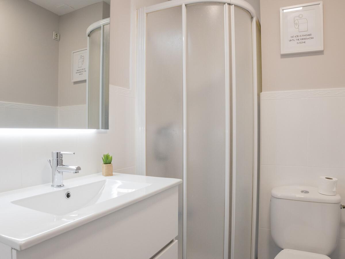 Appartement rénové vue cathédrale, centre Logroño - Photo 10