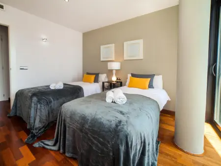 Penthouse Duplex 140 m² - 4 Chambres, 2 Terrasses, Parking : photo 18
