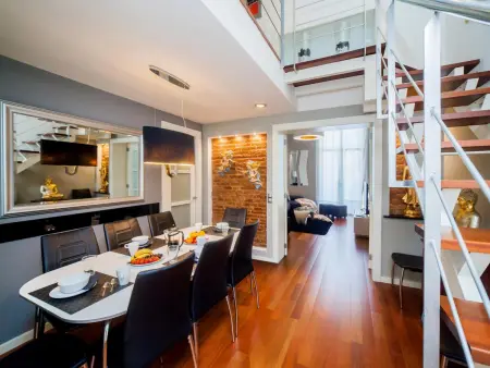 Duplex 140m² centre Barcelone, 5 chambres, balcon : photo 6