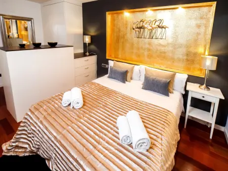 Duplex 140m² centre Barcelone, 5 chambres, balcon : photo 12