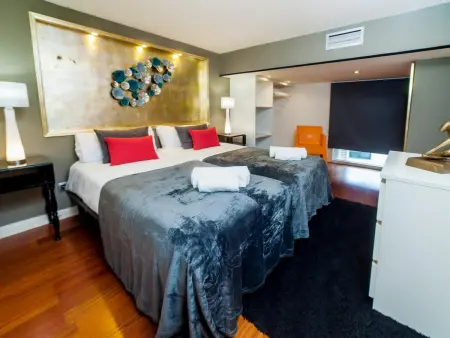 Duplex 140m² centre Barcelone, 5 chambres, balcon : photo 15