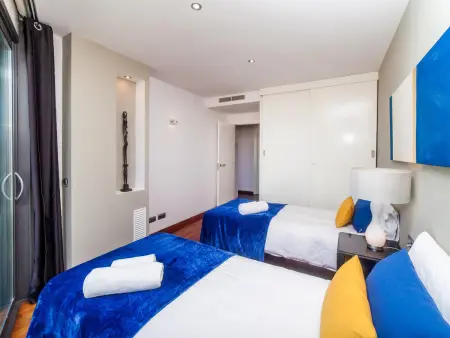 Penthouse duplex 4 chambres avec 2 terrasses et parking : photo 15