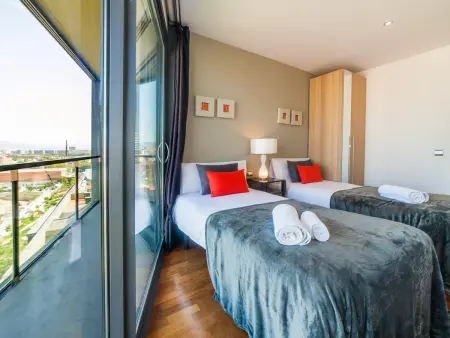 Penthouse duplex 4 chambres avec 2 terrasses et parking : photo 17