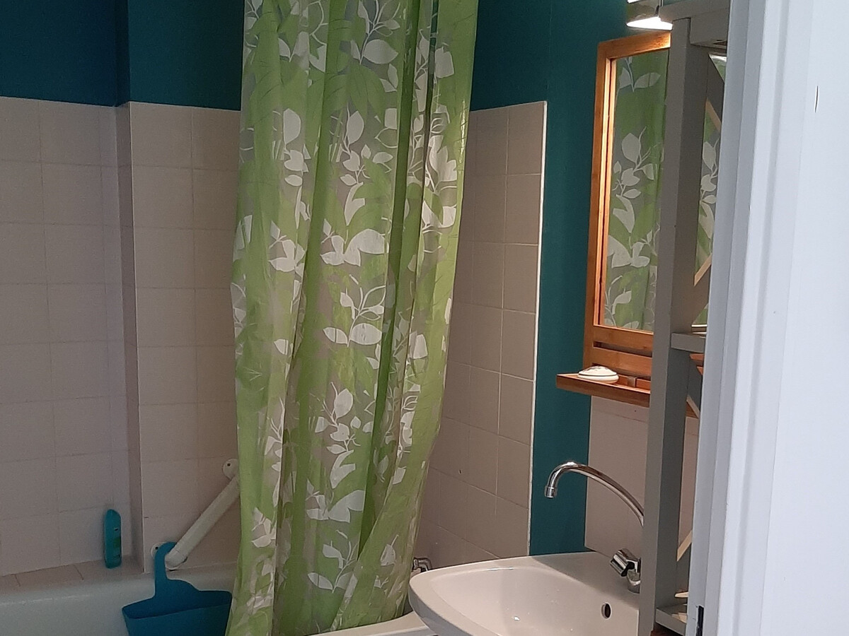 T2 50m² parking privé, balcon, proche plage - Arcachon - Photo 8