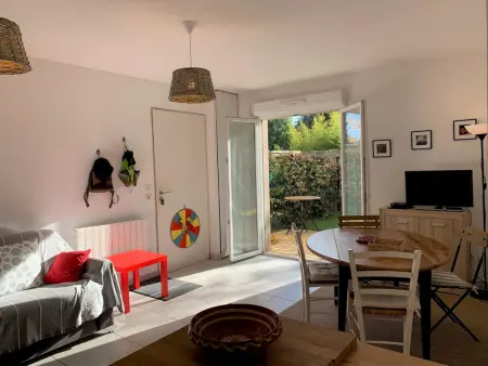 Appartement 44 m² rez-de-jardin avec terrasse à Bouzigues : photo 4