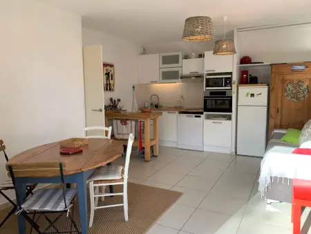 Appartement 44 m² rez-de-jardin avec terrasse à Bouzigues : photo 10