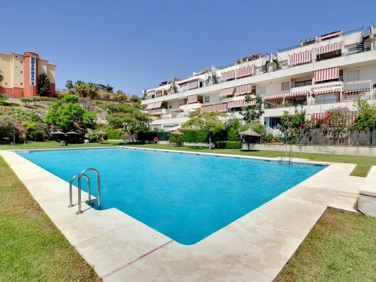 Appartement 2 chambres, golf et piscine à Rincón de la Victoria - Photo 1