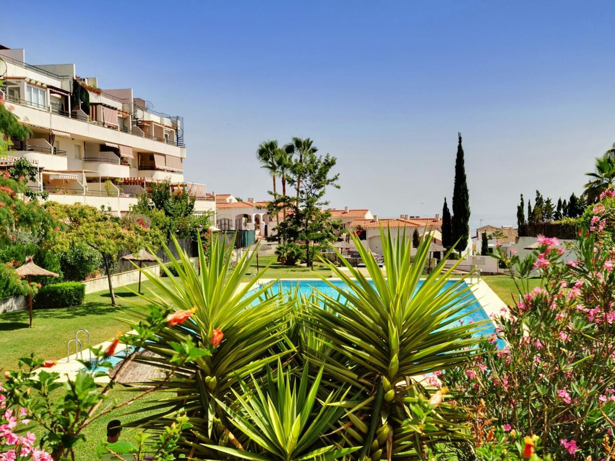 Appartement 2 chambres, golf et piscine à Rincón de la Victoria - Photo 3