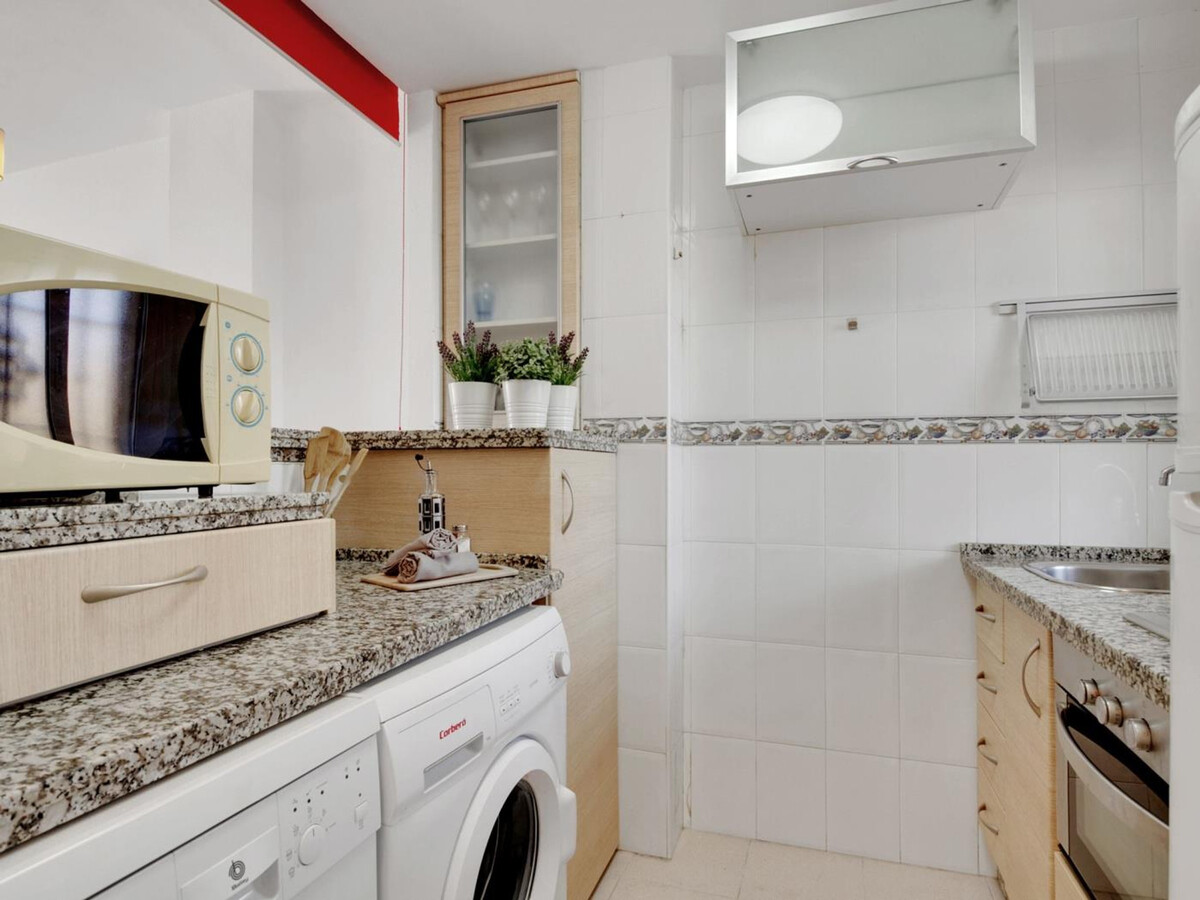 Appartement 2 chambres, golf et piscine à Rincón de la Victoria - Photo 21