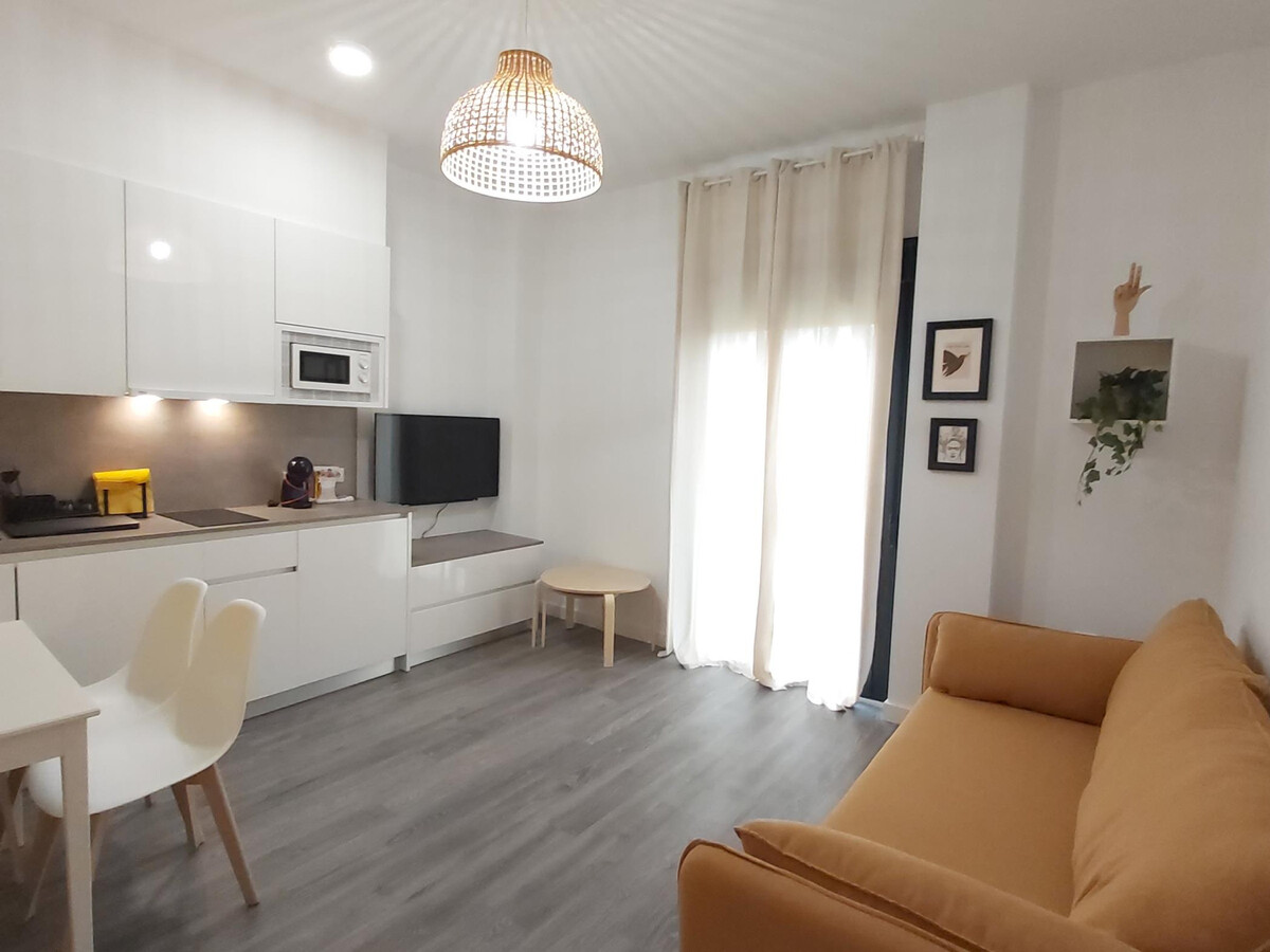 Grand appartement neuf au centre de Málaga, vue parc - Photo 3
