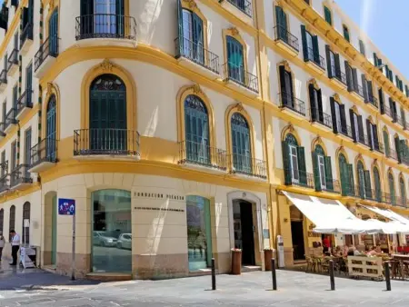 Appartement Charmant au Cœur de Málaga, Proche Lieu de Naissance de Picasso, Balcon et Cour Lumineuse - Photo 19