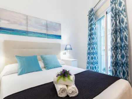Charmant Appartement au Cœur de Malaga avec Cour Privée - Del Parque Flats Peña - Photo 1