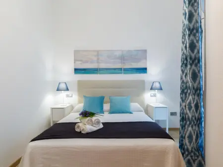 Charmant Appartement au Cœur de Malaga avec Cour Privée - Del Parque Flats Peña - Photo 5
