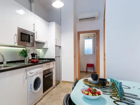 Charmant Appartement au Cœur de Malaga avec Cour Privée - Del Parque Flats Peña - Photo 10