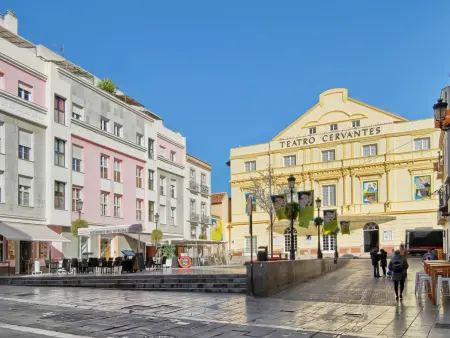 Charmant Appartement au Cœur de Malaga avec Cour Privée - Del Parque Flats Peña - Photo 18