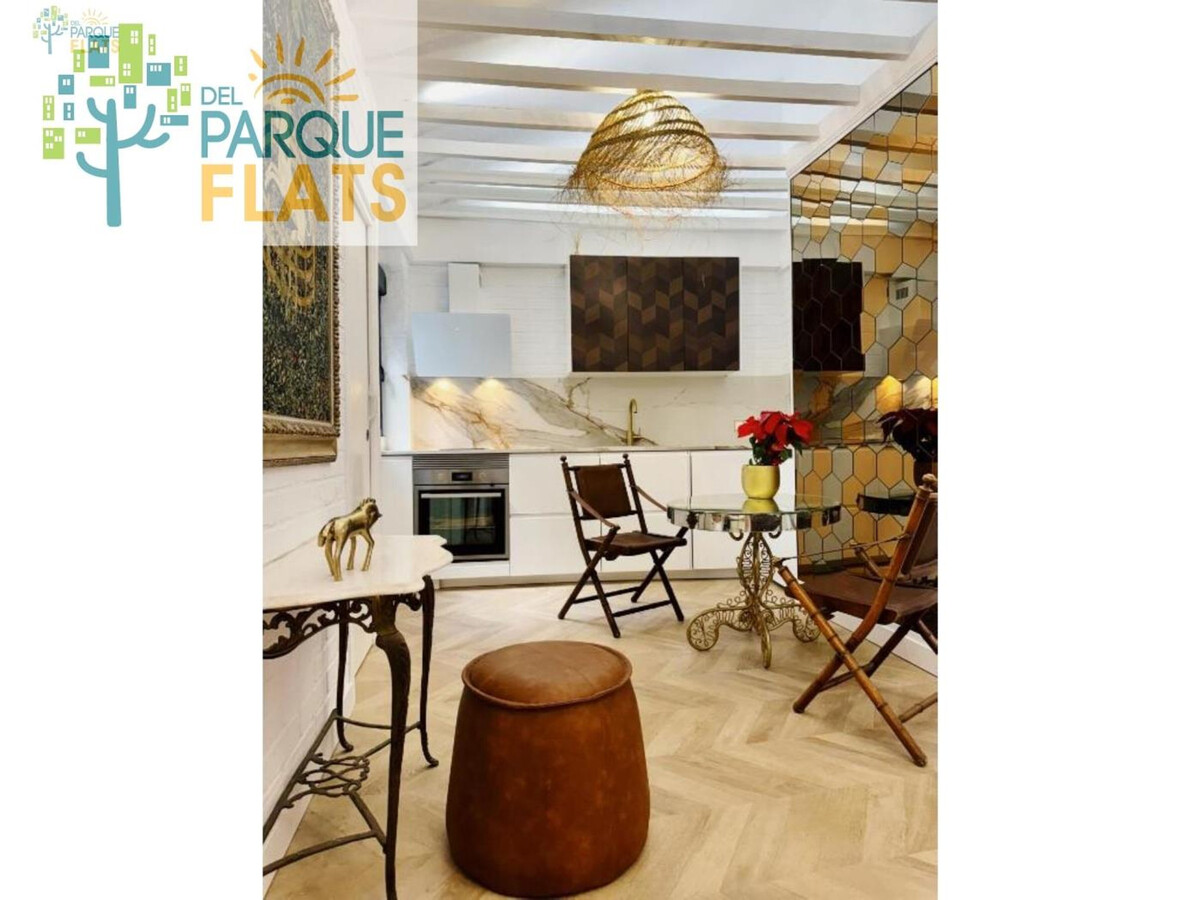 Appartement XIXe siècle rénové au cœur du vieux Malaga - Photo 13