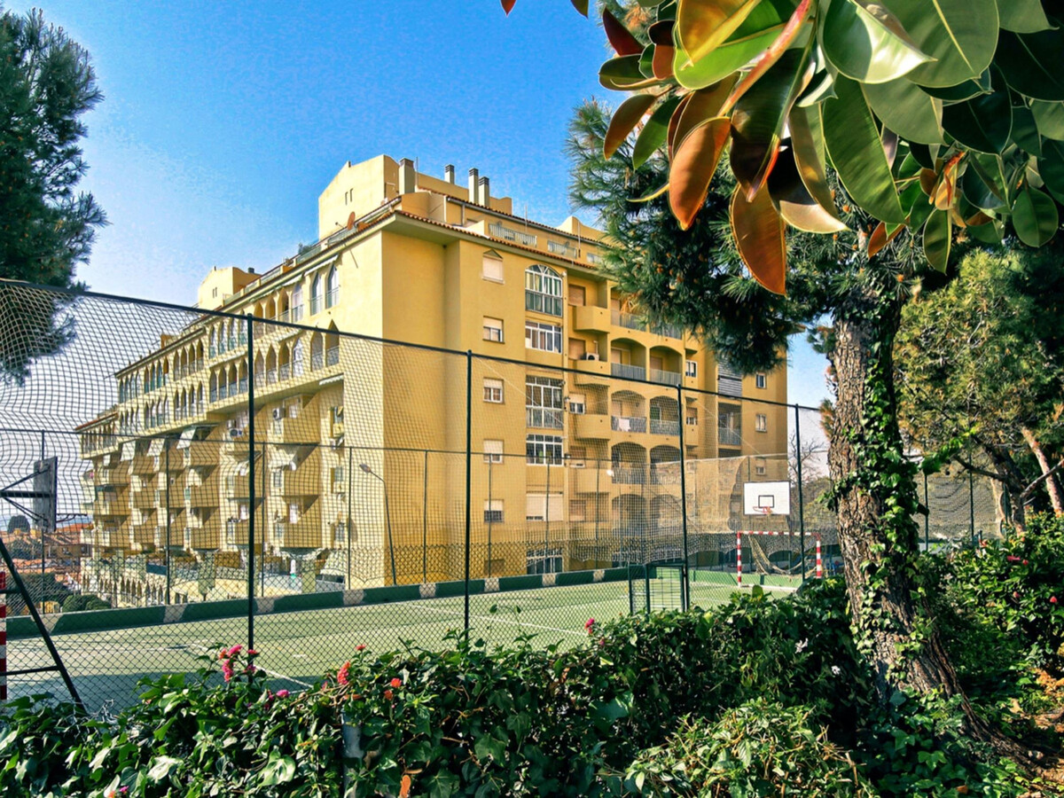 Appartement face à la plage avec piscine estivale - Photo 18