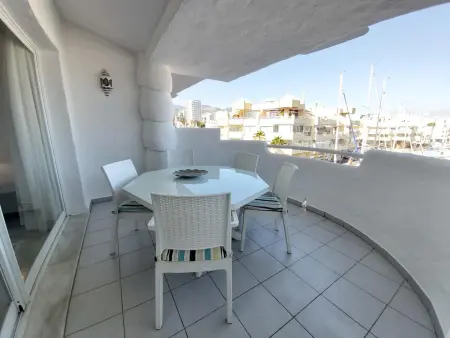 Appartement 2 chambres avec vue port et piscine toit : photo 9