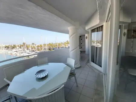 Appartement 2 chambres avec vue port et piscine toit : photo 10