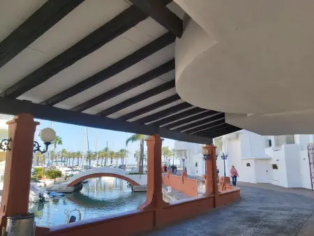 Appartement 2 chambres avec vue port et piscine toit : photo 11
