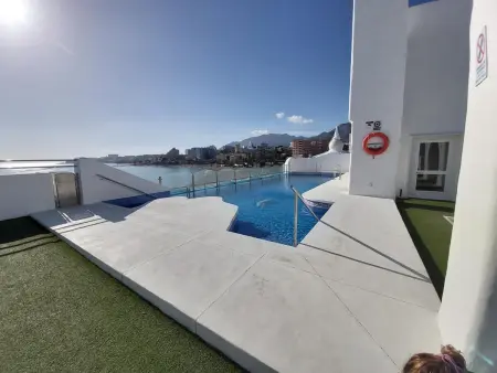 Appartement 2 chambres avec vue port et piscine toit : photo 24