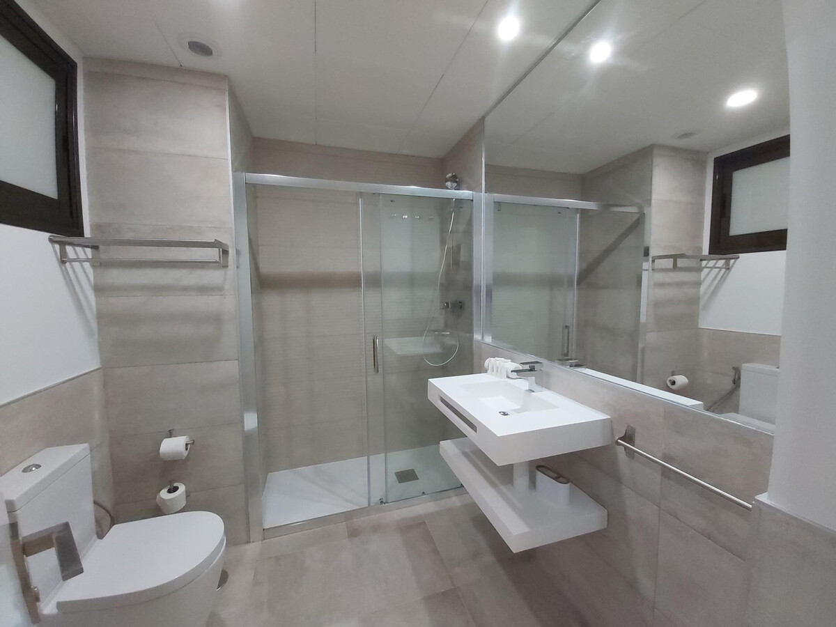 Appartement 1 chambre dans immeuble 19e siècle à Málaga - Photo 16