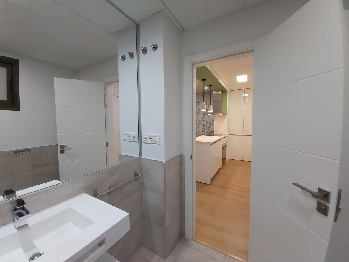 Appartement 1 chambre dans immeuble 19e siècle à Málaga - Photo 17