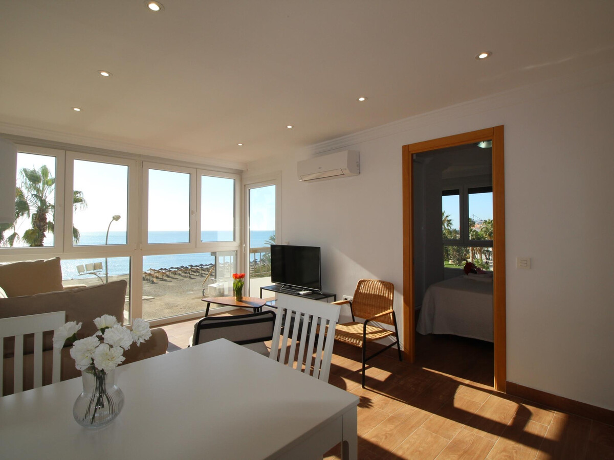 Appartement Malagueta, 2 chambres vue mer et terrasse - Photo 10
