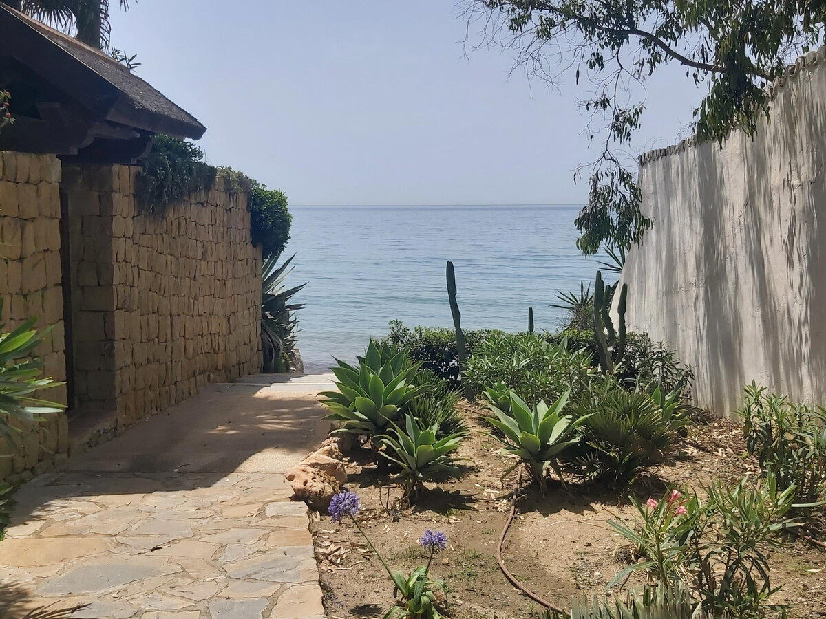 Appartement El Paraíso, à 50m de la plage avec piscine - Photo 17