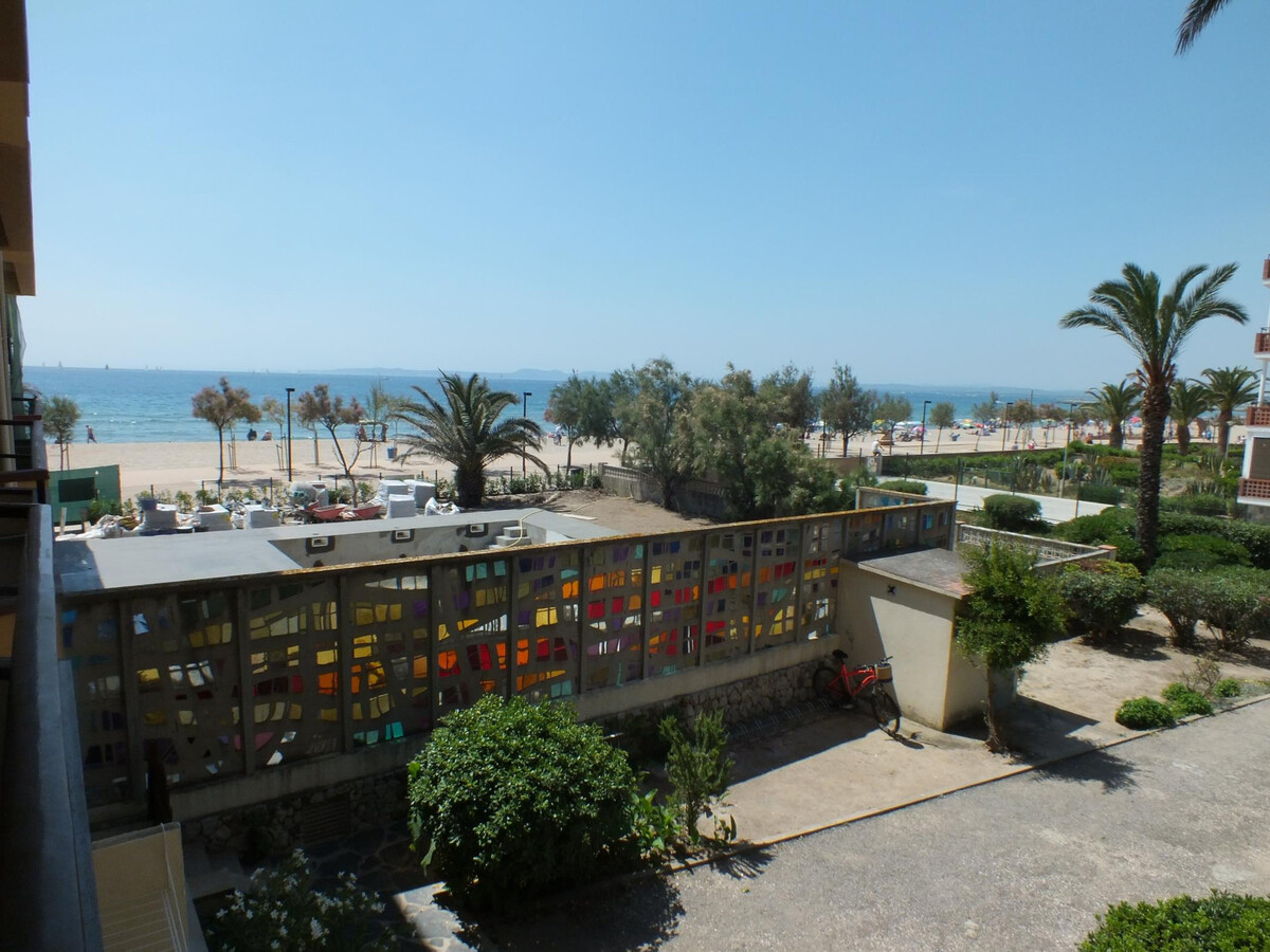 T2 vue mer à 50 m de la plage, parking privé - Photo 8