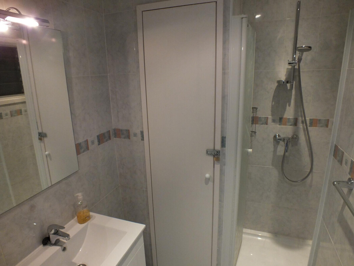 T2 vue mer à 50 m de la plage, parking privé - Photo 12