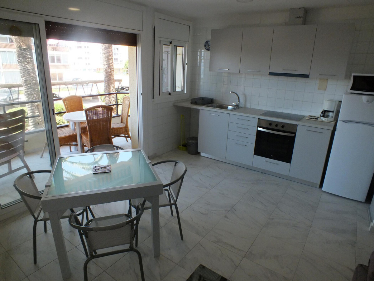 T2 vue mer à 50 m de la plage, parking privé - Photo 17